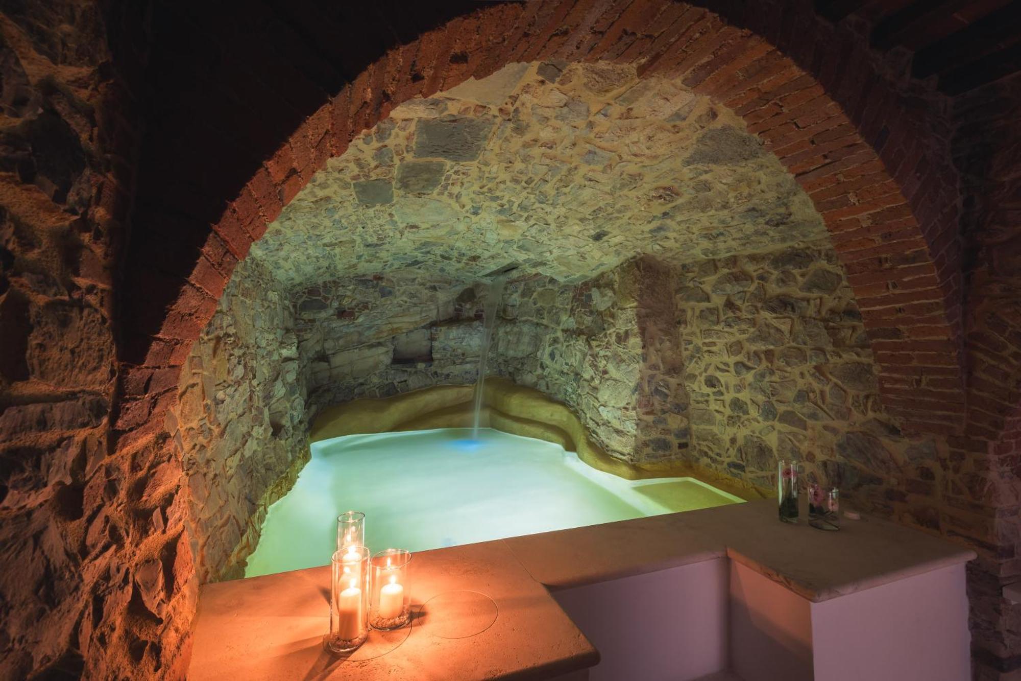 Suite Design & Spa Lucignano Exterior photo